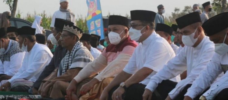 Sholat Ied Di Way Galih, Bupati Nanang Ajak Masyarakat Bangun Ukhuwah Wathaniyah