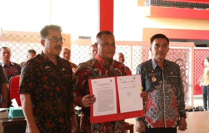 Pemkab Lamsel Laksanakan Penandatanganan Perubahan Kedua Perjanjian Pinjaman PEN 2022 dengan PT SMI