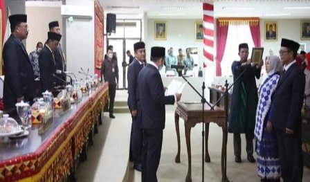 Dua Anggota DPRD Lamsel di PAW Thamrin Harap Dapat Menjembatani Aspirasi dan Kepentingan Masyarakat