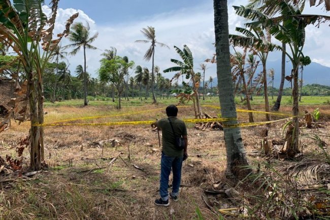 Ada Benda Diduga Bom di Jalan Cinta Kalianda