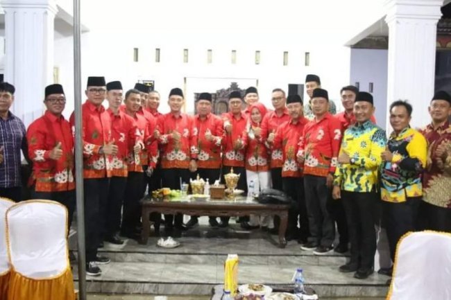 Berikan Dukungan Dan Motivasi Peserta, Perangkat Daerah Lamsel Hadiri Pembukaan MTQ Ke-49 Tingkat Lampung