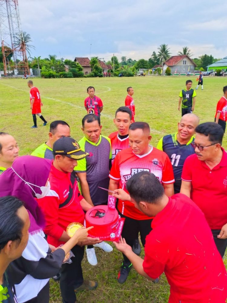 Tim Sepak bola Read Brothers      di Tahan Imbang Forkopimcam Tanjung Bintang dengan Skor (2-2)