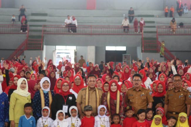 Bupati Lamsel dan Bunda PAUD Hadiri Gebyar PAUD Lampung Selatan 2023