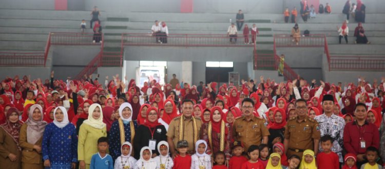 Bupati Lamsel dan Bunda PAUD Hadiri Gebyar PAUD Lampung Selatan 2023