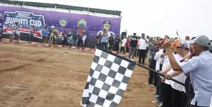 Kejuaraan Grass Track Rizqy Motor Sport Bupati Cup Meriahkan HUT ke-67 Lampung Selatan