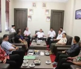 Persiapkan Perayaan Natal 2023, Pengurus PGID Lampung Selatan Audiensi dengan Bupati Nanang