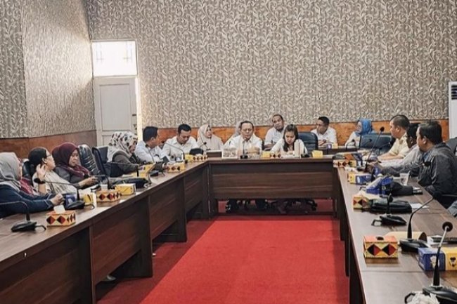 Bahas Agenda Kerja, DPRD Lamsel Gelar Rapat Badan Musyawarah ( Banmus )