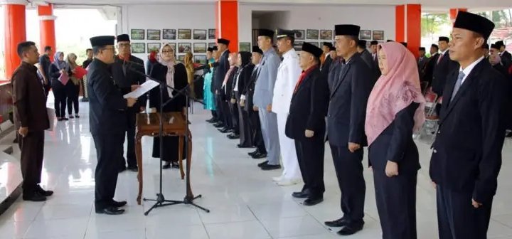 Sekda Thamrin Lantik 13 Pejabat Sruktural Eselon II, III dan IV di Lingkup Pemkab Lampung Selatan