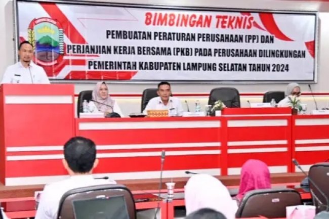 Plt Bupati Lampung Selatan Buka Bimtek Pembuatan PP dan PKB Bagi Perusahaan