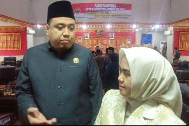 Pemberhentian Kepala Daerah, Ketua DPRD Lamsel Bingung Ditanya Kegiatan Sidang