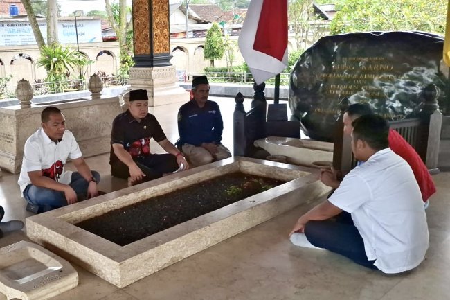 Momentum Ramadan, Merik Havit Napak Tilas ke Makam Bung Karno