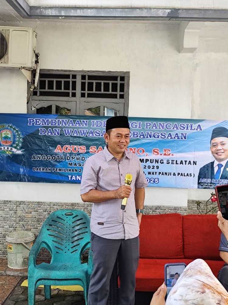 Anggota DPRD Lamsel  Agus Sartono Gelar Ideologi Pancasila dan Wawasan Kebangsaan (IPWK) di Desa Suka Banjar Kecamatan Sidomulyo
