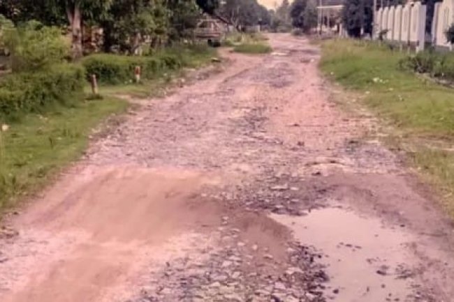 Komisi III DPRD Lampung Selatan Perjuangkan Perbaikan Jalan Rusak di Desa Tanjungsari Palas 