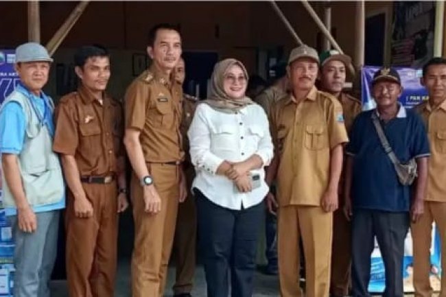Ketua Komisi III DPRD Lampung Selatan Yuti Rahmayanti Siap Kawal Aspirasi Masyarakay Tekait Pembangunan Jalan Desa Tanjungsari Palas