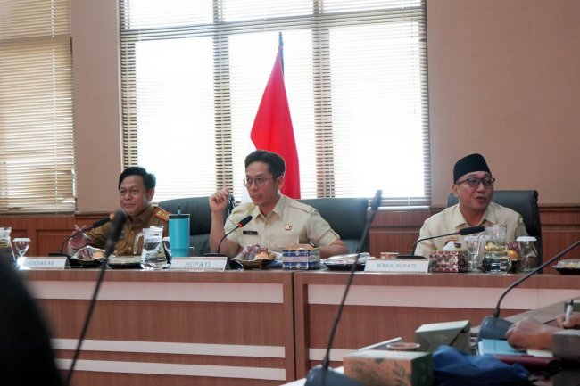HUT ke-80 RI di Menara Siger Bakal Spektakuler, Bupati Egi: View Terindah se-Indonesia