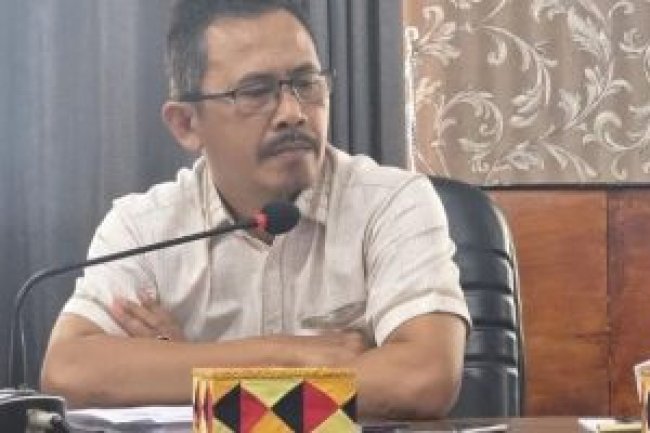 Anggota DPRD Lamsel Dorong Pembangunan Gedung Sekolah Tak Layak di Kabupaten