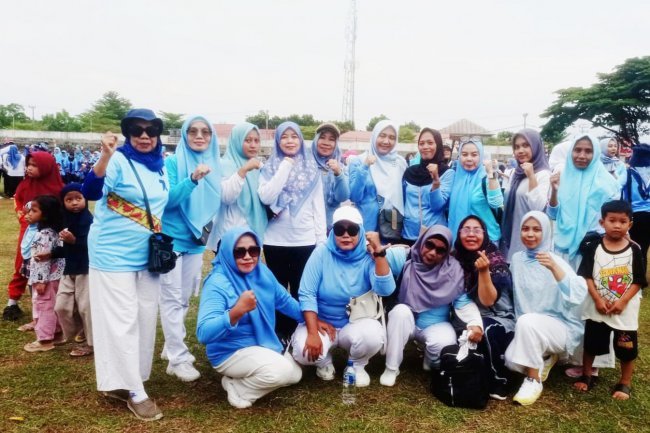 Haornas 2025 di Kalianda: Zita Anjani Pimpin Senam Massal Penuh Keceriaan