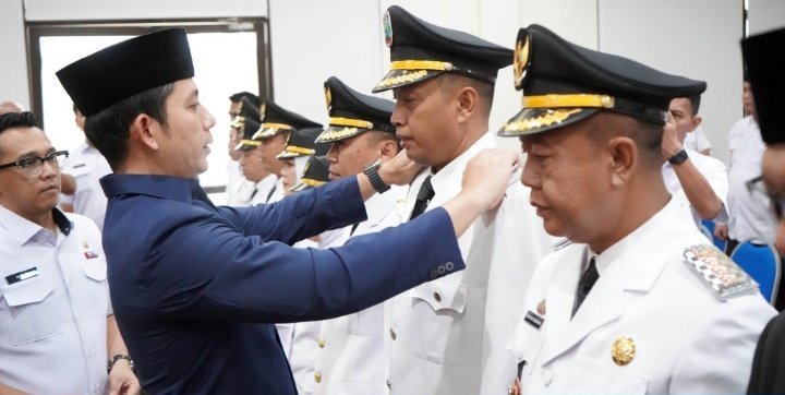 8 Camat Wajah Baru Dilantik, Bupati Egi: Harus Punya Mental Melayani