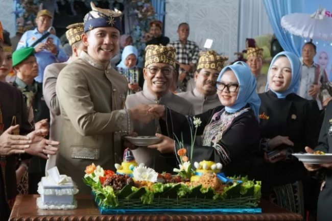 DPRD Lamsel, menggelar rapat paripurna istimewa dalam rangka memperingati Hari Ulang Tahun Kabupaten Lampung Selatan ke 69 tahun 2025