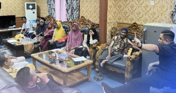 Warga Desa Munjuk Sempurna Terima Kembali Sertifikat Tanah yang Tertahan 8 Tahun Berkat Peran DPRD Lampung Selatan