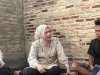 Wakil Ketua III DPRD Lampung Selatan Bella Jayanti Kunjungi Korban Calo Tenaga Kerja Kapal Tangkap Ikan, Janji Bantu Pendidikan Korban