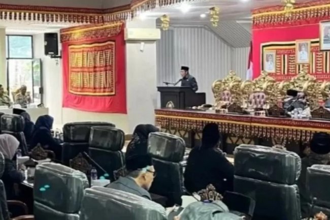 Rapat Paripurna LKPj Bupati Tahun 2025, Pansus DPRD Lampung Selatan Soroti Kinerja OPD yang Menangani Bidang Pembangunan Infrastruktur