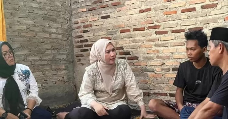 Wakil Ketua III DPRD Lampung Selatan Bella Jayanti Kunjungi Korban Calo Tenaga Kerja Kapal Tangkap Ikan, Janji Bantu Pendidikan Korban